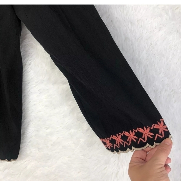 Faith And Zoe Embroidered Long Sleeve Peasant Blouse Small Pink Black Floral - Picture 4 of 9